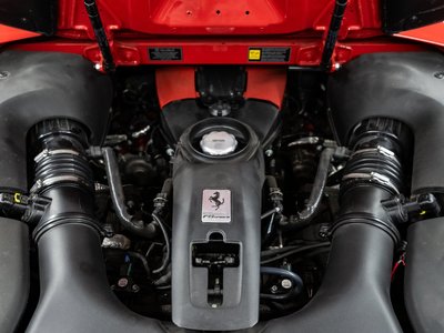 FERRARI F8 SPIDER - 6