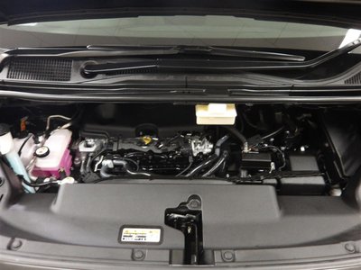 TOYOTA VELLFIRE - 10