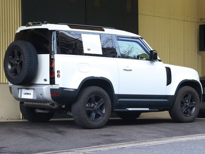 LAND ROVER DEFENDER - 8