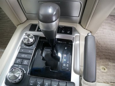 2019 Toyota LAND CRUISER 200 缩略图 29