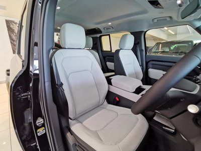 صورة مصغرة 25 لـ 2025 LAND Rover DEFENDER