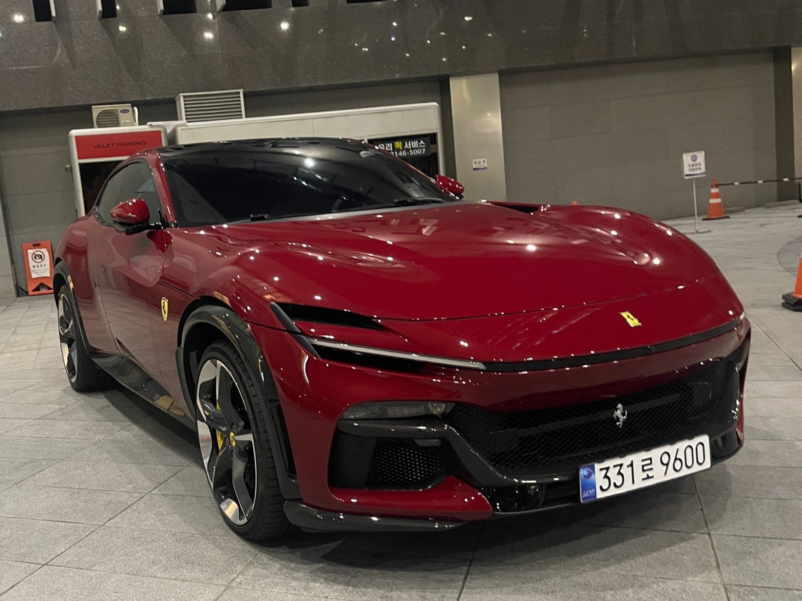 FERRARI PUROSANGUE - View 1