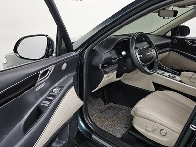 GENESIS GV80 - 10