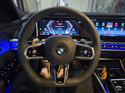 صورة 7 لـ 2025 BMW 7 SERIES