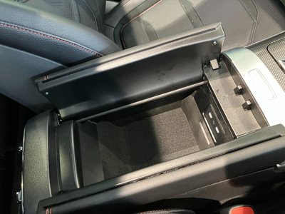 صورة مصغرة 41 لـ 2024 Mercedes-BENZ C-CLASS AMG