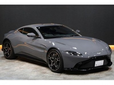 ASTON MARTIN VANTAGE - 4