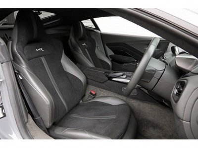 ASTON MARTIN VANTAGE - 9