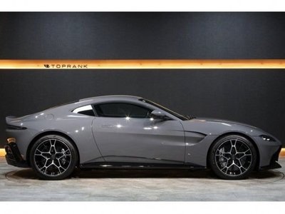 ASTON MARTIN VANTAGE - 3
