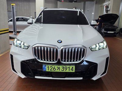 2025 BMW X5 照片 2