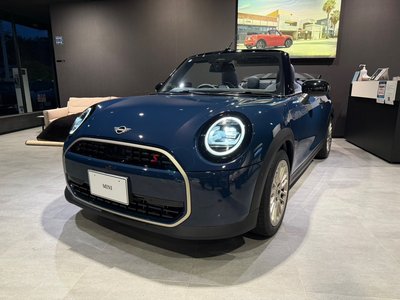 MINI MINI CONVERTIBLE - 10
