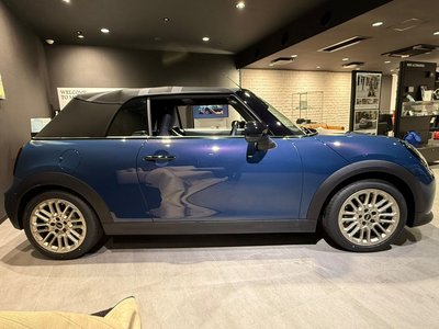 MINI MINI CONVERTIBLE - 8