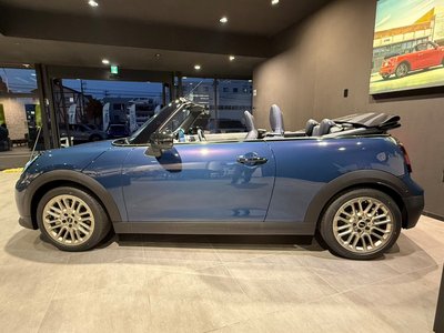 MINI MINI CONVERTIBLE - 9