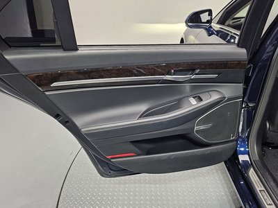 2021 Genesis G90 — миниатюра 15