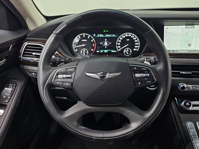 2021 Genesis G90 — миниатюра 18