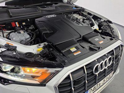 AUDI Q7 - 7