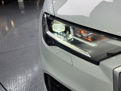 AUDI Q7 - 9