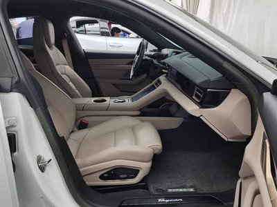 2023 Porsche TAYCAN 缩略图 11