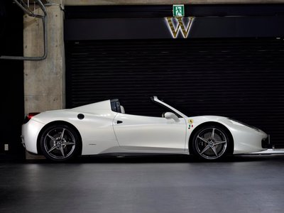 2013 FERRARI 458 SPIDER — миниатюра 18