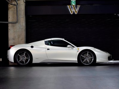 2013 FERRARI 458 SPIDER — миниатюра 19
