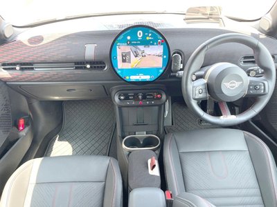 صورة 2 لـ 2025 MINI COOPER