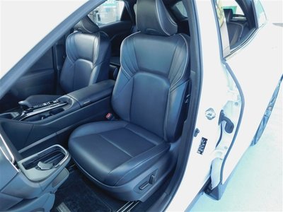 صورة مصغرة 15 لـ 2023 Toyota CROWN SPORT