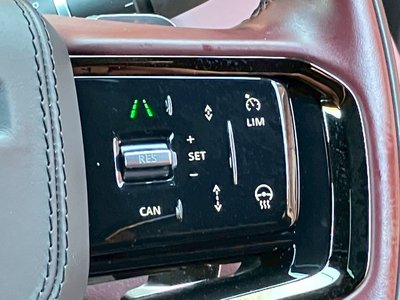 2023 LAND Rover RANGE ROVER VELAR — миниатюра 42