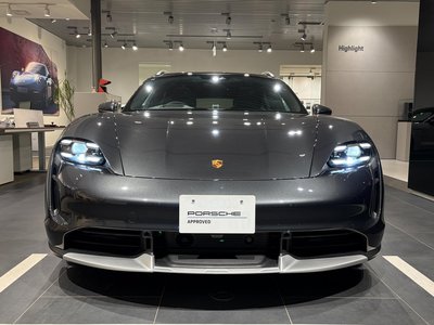 2023 Porsche TAYCAN photo 3