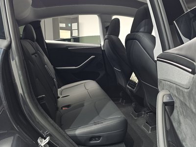 صورة مصغرة 18 لـ 2025 Tesla MODEL Y