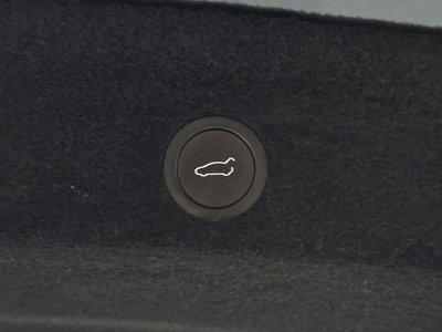 صورة مصغرة 35 لـ 2025 Tesla MODEL Y