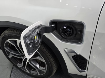 2025 BMW X5 缩略图 35