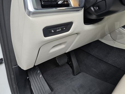 2025 BMW X5 缩略图 28