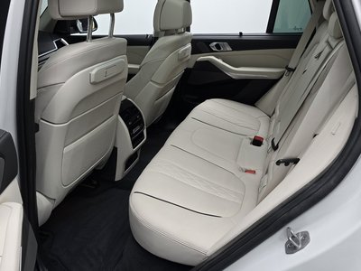 2025 BMW X5 缩略图 18
