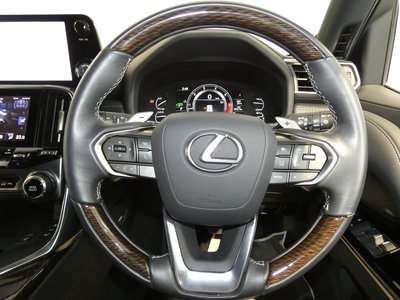 2024 Lexus LX — миниатюра 50