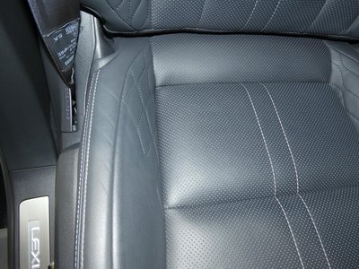 2024 Lexus LX — миниатюра 31