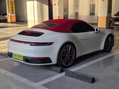 PORSCHE 911 - 7