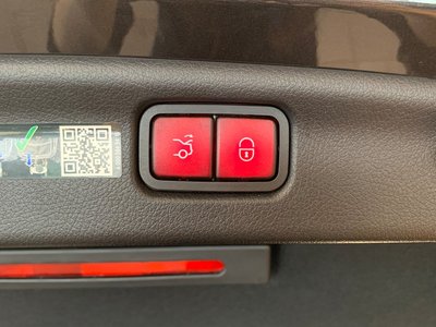 2024 MERCEDES-BENZ C-CLASS 缩略图 26