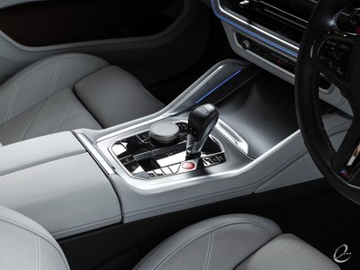 صورة 9 لـ 2023 BMW XM