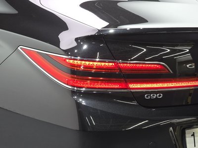 2019 Genesis G90 — фото 10