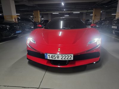 FERRARI SF90 SPIDER