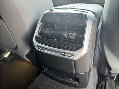 صورة مصغرة 42 لـ 2023 BMW 7 SERIES