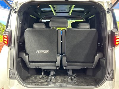 2024 Toyota ALPHARD 缩略图 11