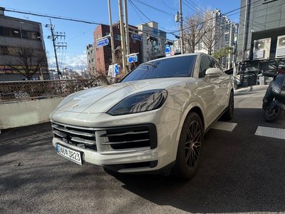 PORSCHE CAYENNE - 8