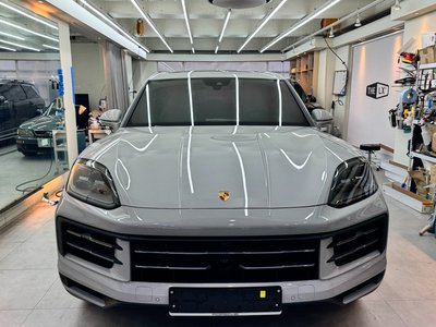PORSCHE CAYENNE - 1