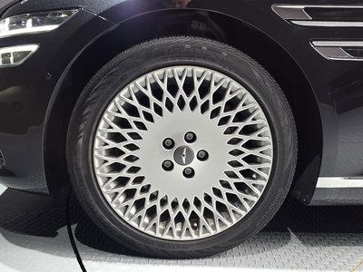 2022 Genesis G80 (RG3) photo 6