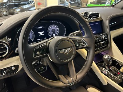 BENTLEY BENTAYGA - 8