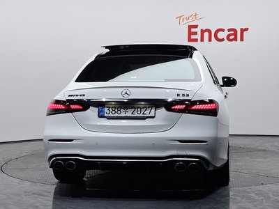 MERCEDES-BENZ E-CLASS - 3