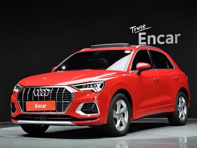 AUDI Q3 - 1
