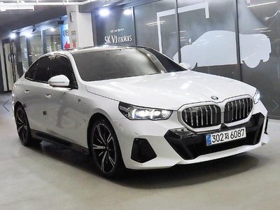 BMW 5 SERIES - 3