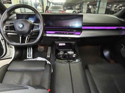 BMW 5 SERIES - 10