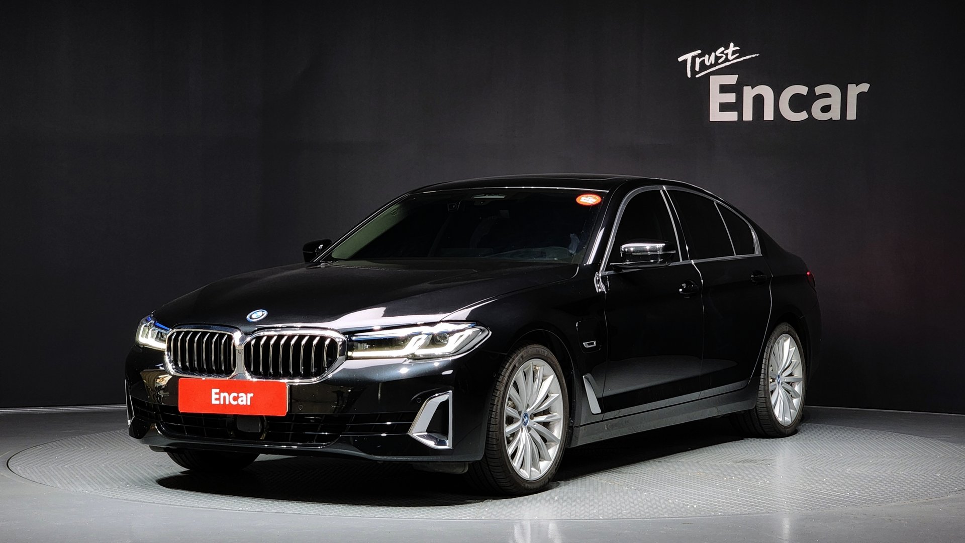 BMW 5 SERIES - View 1